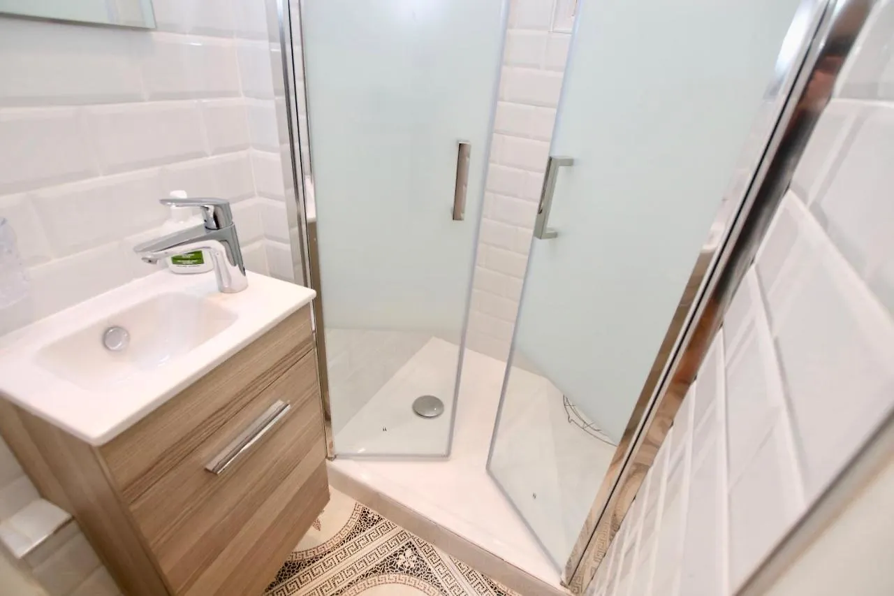 Apartment Appartement Vivienne Paris France